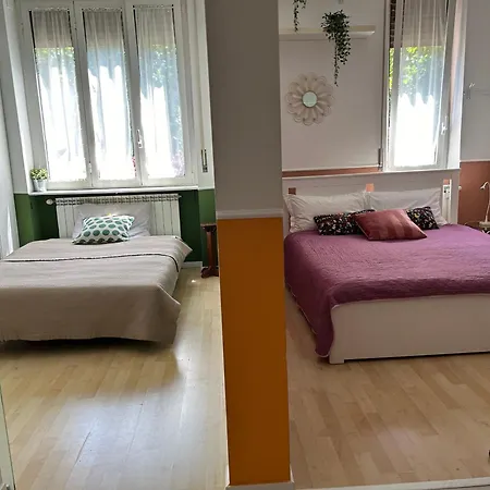 Claudia's In Fieracity&mico&sansiro Апартаменты