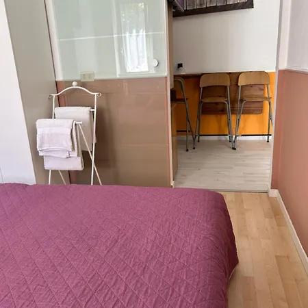 Claudia's In Fieracity&mico&sansiro Apartman